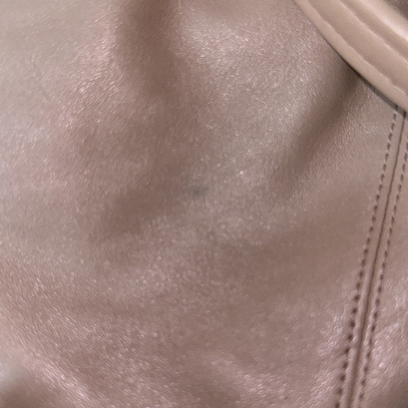 Coach Ashley metallic pink shoulder bag with silver accents removable strap - Picture 16 of 16